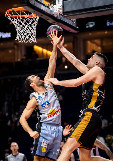 斯将更多资 斯将更多资